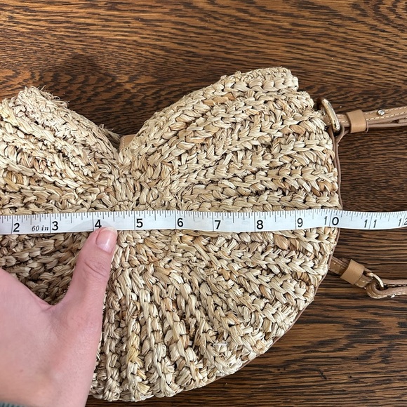 Poolside Cesi Conch Bag - Picture 7 of 9